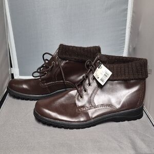 Basic Editions Womens Dark Brown Ankle Boots med Size 10